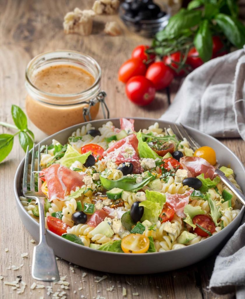 Vegetable Pasta and Crispy Prosciutto Ham and Gorgonzola Cheese Salad